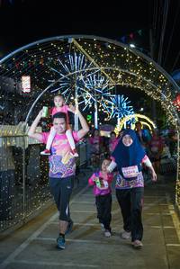 BIB: 15245
                            <button type="button" onclick="openModal(24677922)" class="btn btn-primary btn-sm float-right btn-popup" data-toggle="modal" data-target=".modal-high-quality">
                        <i class="fas fa-shopping-cart"></i> Add to Cart
                    </button>
                                            <button type="button" onclick="isThisMe(24677922, true)" class="btn btn-success btn-sm float-right btn-popup btn-isme hidden" data-toggle="tooltip" data-placement="bottom" title="นี่คือรูปของคุณใช่ไหม คลิกที่นี่เพื่อเอาเข้าอัลบั้ม">
                        <i class="fas fa-plus"></i> Add to album
                    </button>
                    <button type="button" onclick="isThisMe(24677922, false)" class="btn btn-warning btn-sm float-right btn-popup btn-isnotme hidden">
                        <i class="fas fa-ban"></i> Remove from album
                    </button>